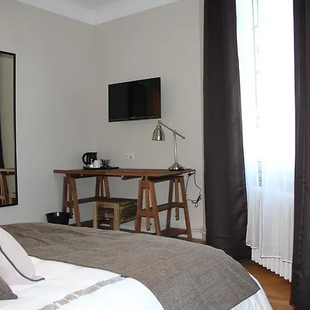 Bed and Breakfast Louis Victor 3*