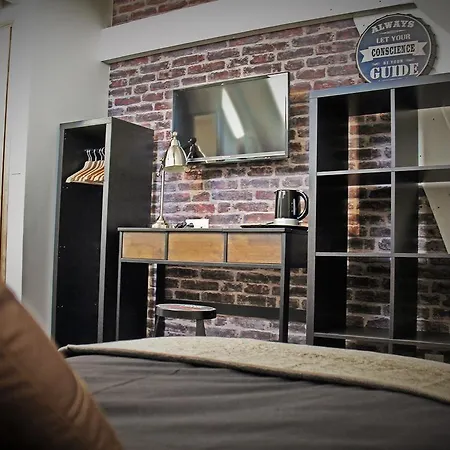 Bed and Breakfast Louis Victor 3*