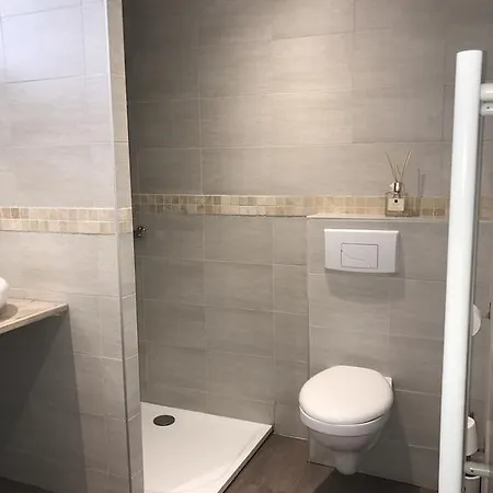 Louis Victor 3* Дизи