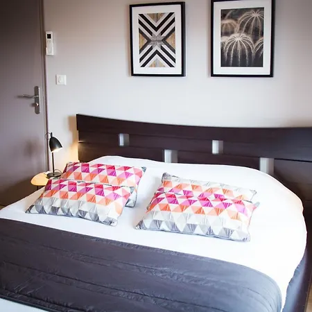 Louis Victor Bed and Breakfast 3*