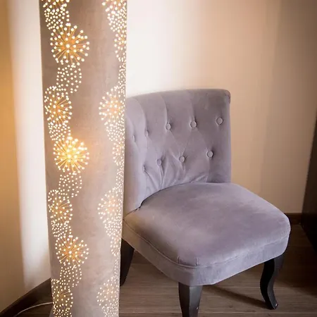 Louis Victor Bed and Breakfast 3*